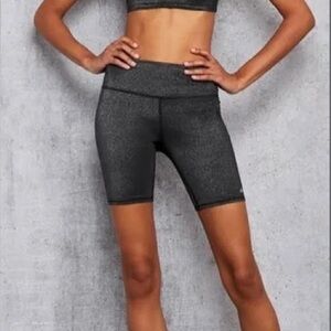 Alo High Waist Glitter Biker Shorts Black - XS